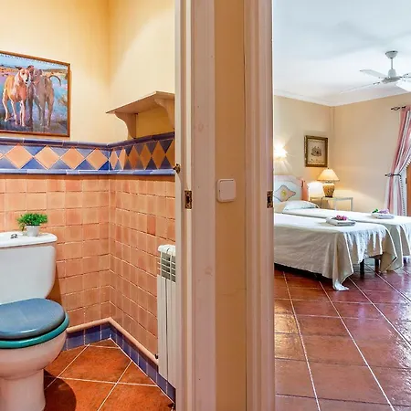 Ferienhaus Townhouse With Pool And Mountain Views, Just 5 Min *