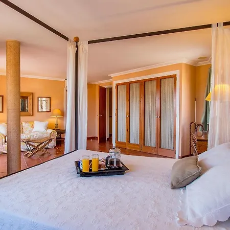 Townhouse With Pool And Mountain Views, Just 5 Min *