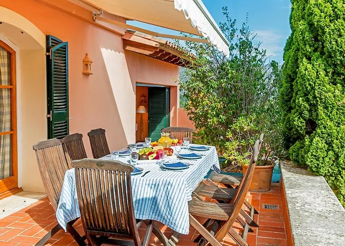 Feriehus Townhouse With Pool And Mountain Views, Just 5 Min