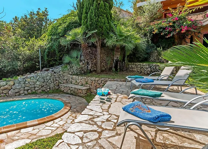 Townhouse With Pool And Mountain Views, Just 5 Min