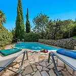 Townhouse With Pool And Mountain Views, Just 5 Min * 波连斯萨