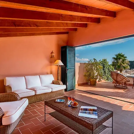 Townhouse With Pool And Mountain Views, Just 5 Min Pollença