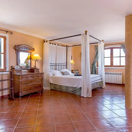 Townhouse With Pool And Mountain Views, Just 5 Min