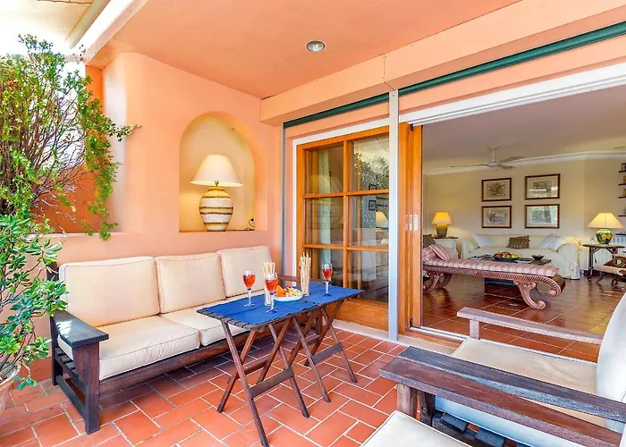 Townhouse With Pool And Mountain Views, Just 5 Min Pollença